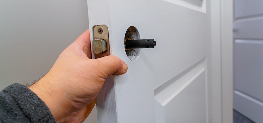 Nighttime Locksmith For Lock Repair in Rosamond, CA